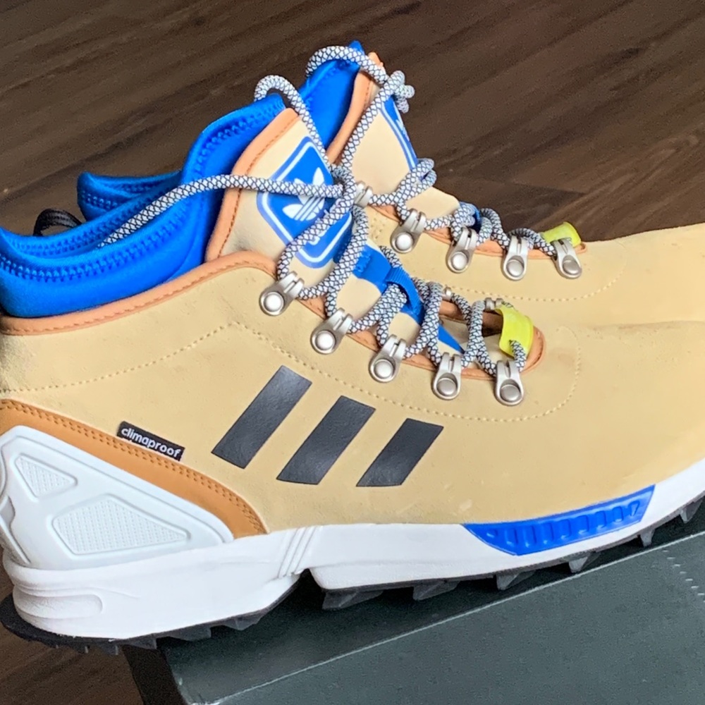 U.S Men’s size 10 Adidas  Climaproof boots.
